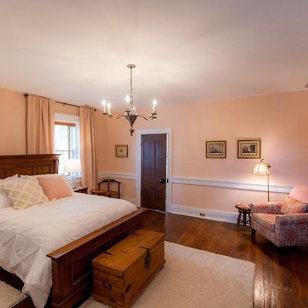 Thomas Rose Inn Луисбург Екстериор снимка